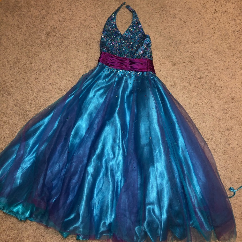 TIFFANY Princess ball gown for girls!